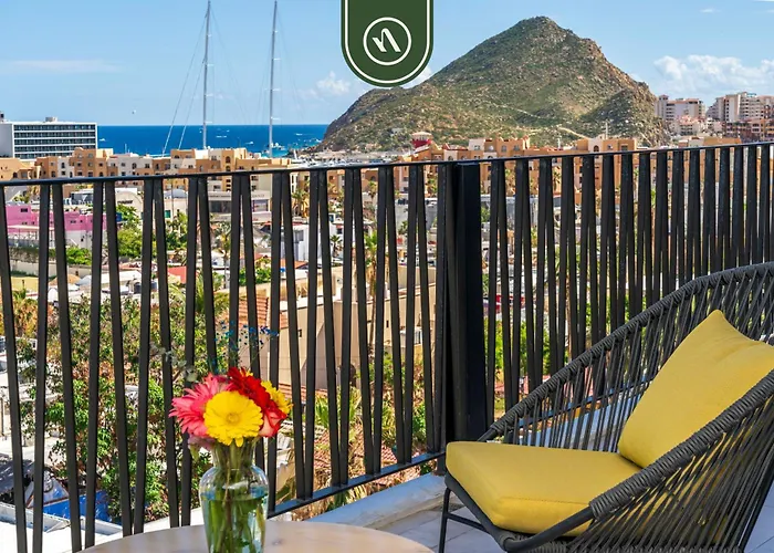 Condo Near Marina - Downtown - Pool - King